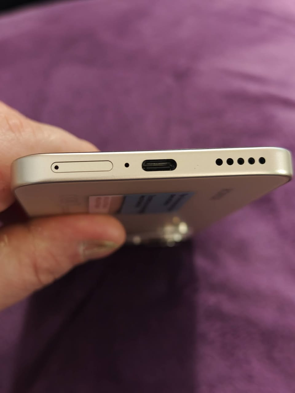 هونر 400 اخو الجديد
اللون الذهبي
انتبه الذاكره 512
ملحقات كامله مع الهديه
ظمان الوكاله
السعر 380 بي مجال حك الكروه
مكاني الشعب سيطرة الشعب القديمه
***********
***********
