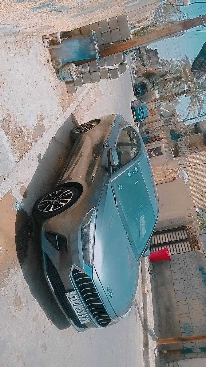 السلام عليكم بيوادي جي سفن موديل 2024 كفاله عامه من الصبغ والضربه السياره احله من الصوره بصمه فتحه كامل مواصفات كفاله كير محرك مشايفه 30 الف عارضها بشده و 7 ورقات رقمها بغداد بسمي بكاني بغداد ***********
