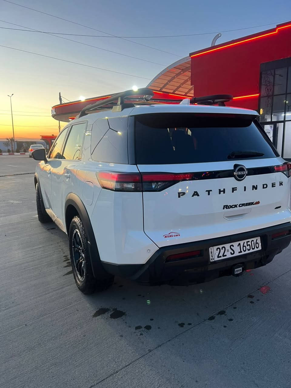 سلام عليكم
نيسان باتفندر 2023
محرك 6 سلندر
مواصفات كريك روك تجي 4 كامراه
فور ويل 
رقم اربيل جديد
مكان السياره اربيل 
ضرره تبديل باب السايق بلادي نفس اللون وجامرلغ تجاري 
رقم شاصي / 5N1DR3BD7PC221866
للتواصل *********** واتس اب او خاص
