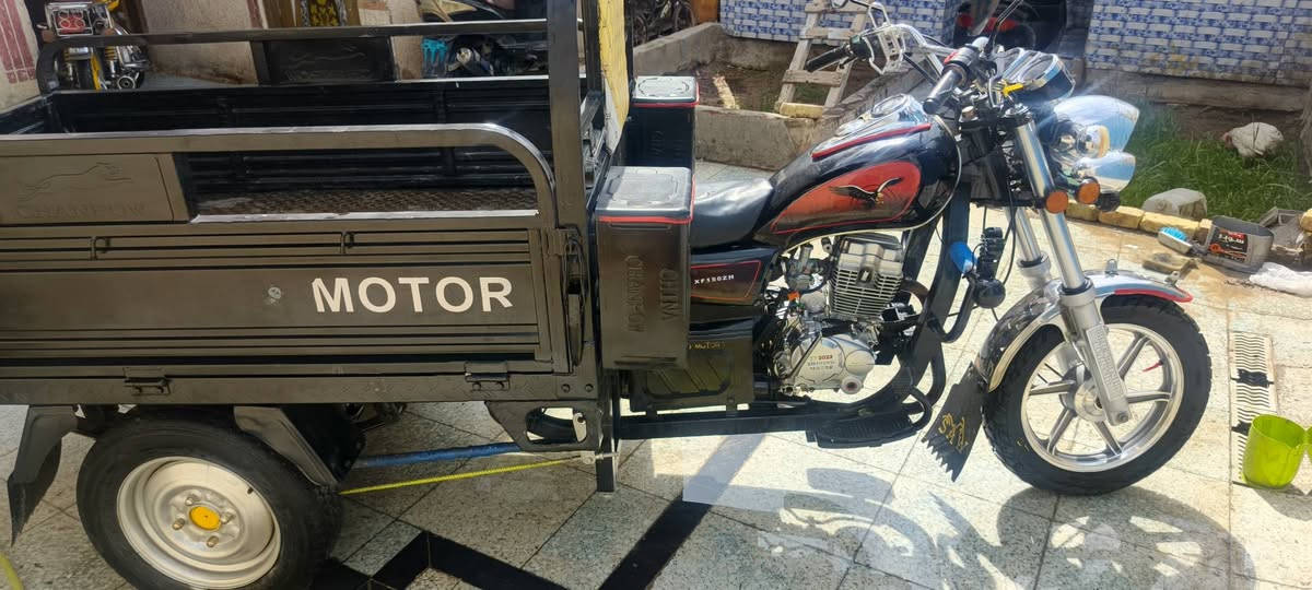 السلام عليكم ستوته جمره للبيع 23 شهر 11 طلب ال 24 ما ناقصها اي شيء كفاله من كل شيء اوراق  اصولياوقف لك بالترقيم وكيل موجود سعر اثنين وربع وهذا رقم راعيها انا مكلف بالنشر ***********
