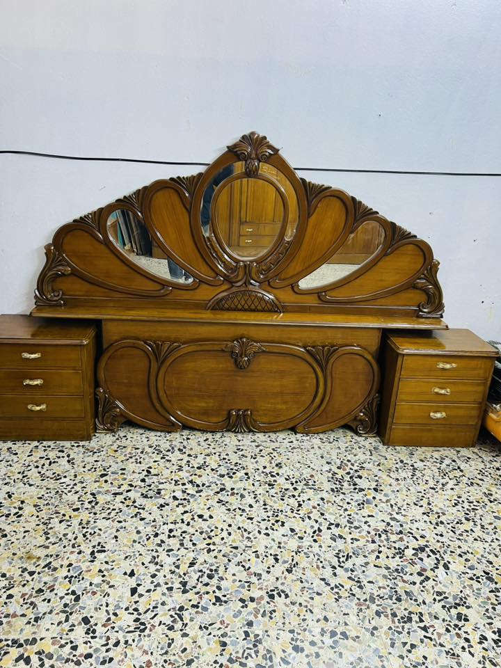 غرفه ام  السته ملحق مستخدمه داخل خارج صاج  شغل ثكيل سعر 700 بغداد مدينت صدر واتساب *********** كو توصيل 🚚.
