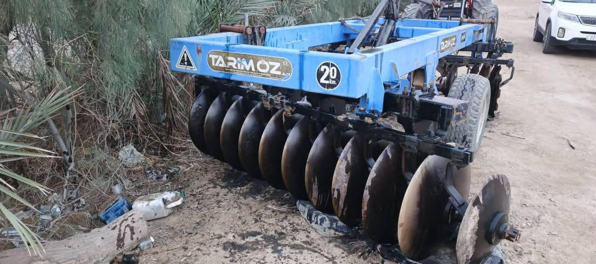 دسك للبيع
نضيف وما متعوب ومستعمل قليل
وجاهز للعمل
الاستفسار اتصال على رقم
***********
***********
