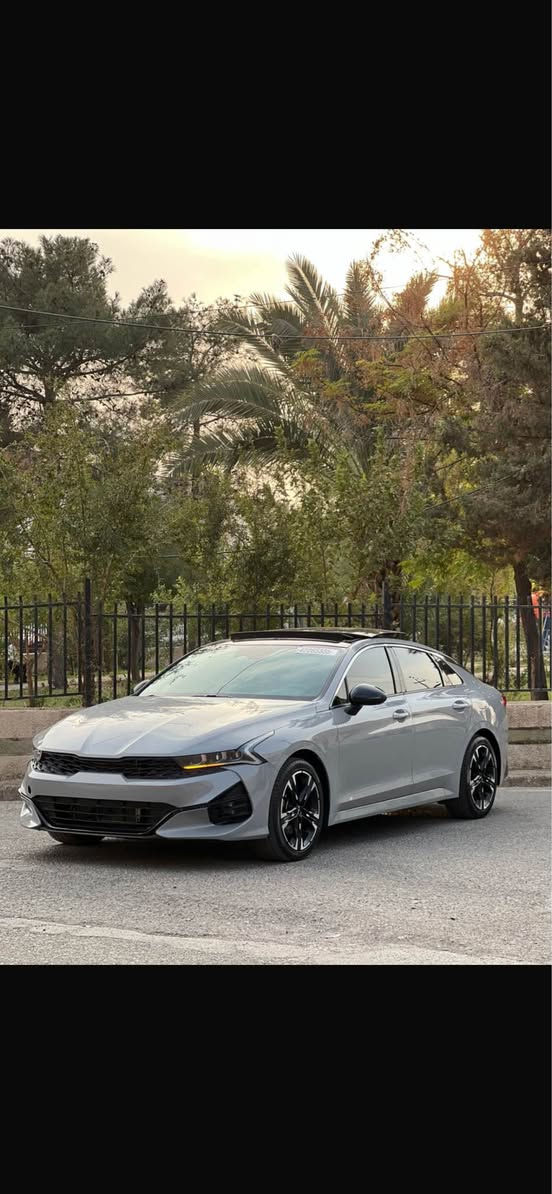 کوردی / تەنها فرۆشتن 
گـــــــۆڕینەوە ناکەین 

Kia K5  GT Line 
•مۆدێل/ ٢٠٢٣ / ٣٤ هەزار چووە 
•فوول مواسەفات ناو سۆر بلادی 
•کوشین ( هیتەر ، جلد ، کارەبا )
•بەسمە و پانۆڕاما ، کامل ڕادار
•شاشە گەورە و کامیرە زۆر مواسەفاتیتر 
•تەنها بۆنیت سبوغ ، شاسی بە شەرت نەیگرتووە 
•ئەێرباگ تەنها سوکان سیستەم
•کاتی نەشکاوە ٢ مانگی لەگەڵە 
•نرخ / ١٩٥ $$
• بۆ پەیوەندی (***********) أربيل, العراق
