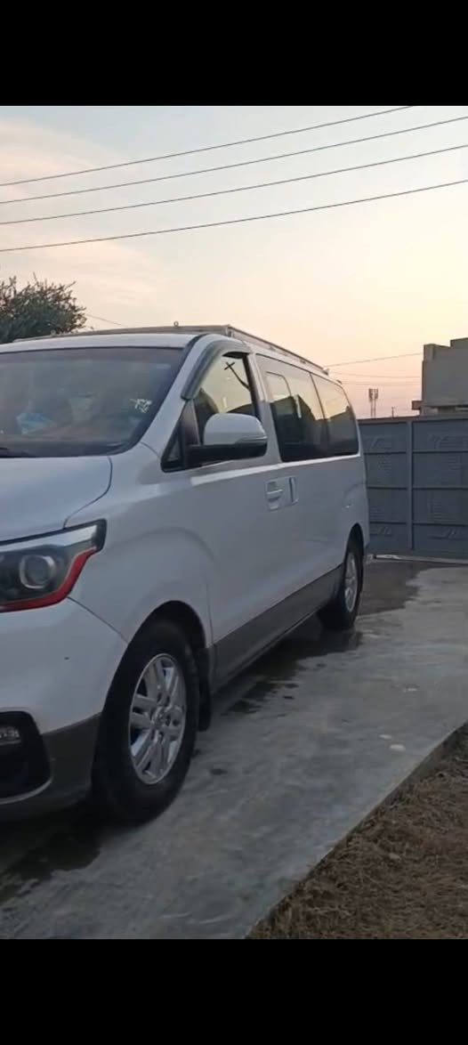 السلام عليكم ستاركس لبيع موديل 2019 مفتوح محور سبلاين رقم سليمانيه بسمي سنويه جديده
السياره مكفوله

***********
