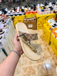 شحاطات رجالي • نزاكه • خف