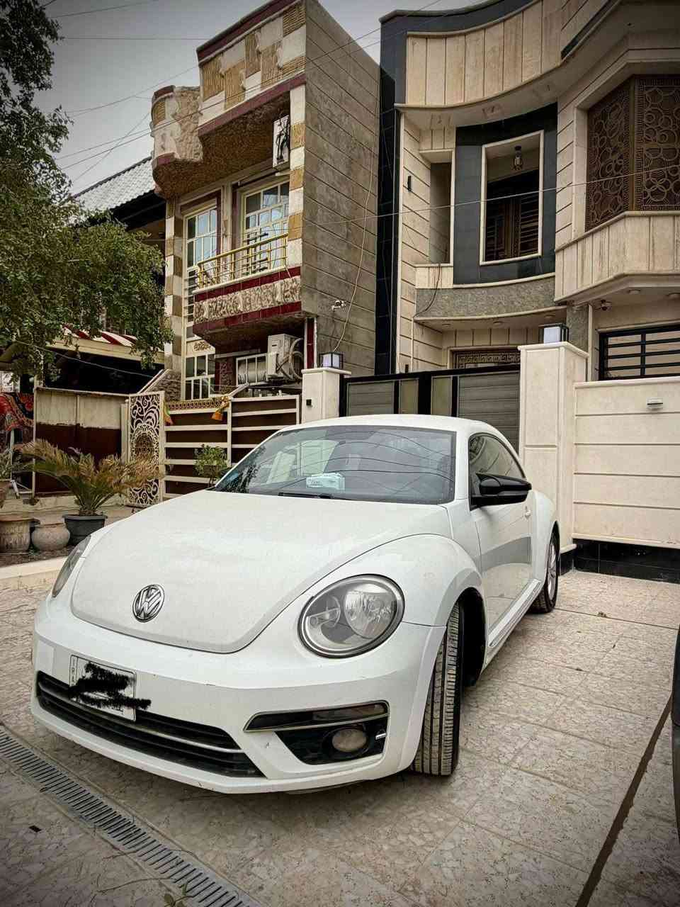 السلام عليكم
للبيع بيتل موديل 2019 وارد امريكي
رقم بغداد مشروع وطني 
لون ابيض 
مواصفات السياره:
محرك 2000 تيربو
شاشة + كامره قلابه
كشنات مخمل 
رادارات جانبيه
اشاير مري
كير +محرك كفاله 
صدر امامي خلفي جاهز 
حادث السياره: 
جاملغ و بنيد و باب السايق مفتوح و مشدود نفسه بس بالسونار يقره تبديل لان مفتوح ومشدود

سعر/ 110 وبيها مجال
مكان/ حي اور الشعب
***********
