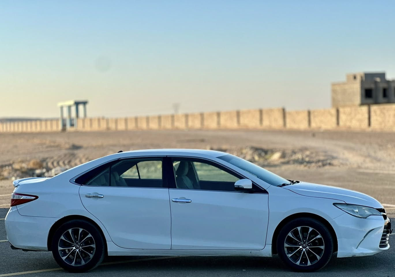 السلام عليكم
.كامري للبيع
.موديل 2016
.خليجي
.مواصفات GL
.محرك 4 سلندر
.قطعتين تبريد
.تخم تايرات جديد
.رقم اربيل 
.صور ضرر مرفقة بل منشور
.بية بداية تنقيص
.مكان السيارة الانبار حديثة
.السعر (138)
.للأستفسار الاتصال على رقم
.***********
