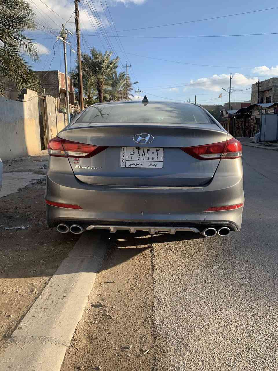 السلام عليكم
هيونداي النترا 2018 لون رصاصي بغداد حره 

وارد أمريكي بيه أربع قطع مثل ما موضح بل صور 

بيه كنر الهلال من جهة السايق وبيه بابتين وتكمه من الجهه الثانيه محرك بي خيط خفيف تبخير جنت استخدم زيت محرك ابو 25  هسه استخدم زيت موتل شركه الحسام وبانزين بس محسن ماستخدم عادي محركه خير من الله كير at المرغوب محرك 2000 دوش المرغوب ماشيه 213 الف ميل 

مواصفات: شاشة كامره رادرات جانبيه مسروقه مانع انزلاق تحكمات ستيرن وضعيات قياده ( سبورت ، نورمل ، ايكو ) حاملات أكواب خلفيه 

وبعد بيه مواصفات 

السعر: 115 ورقه وبيه مجال 

الرقم: ***********
