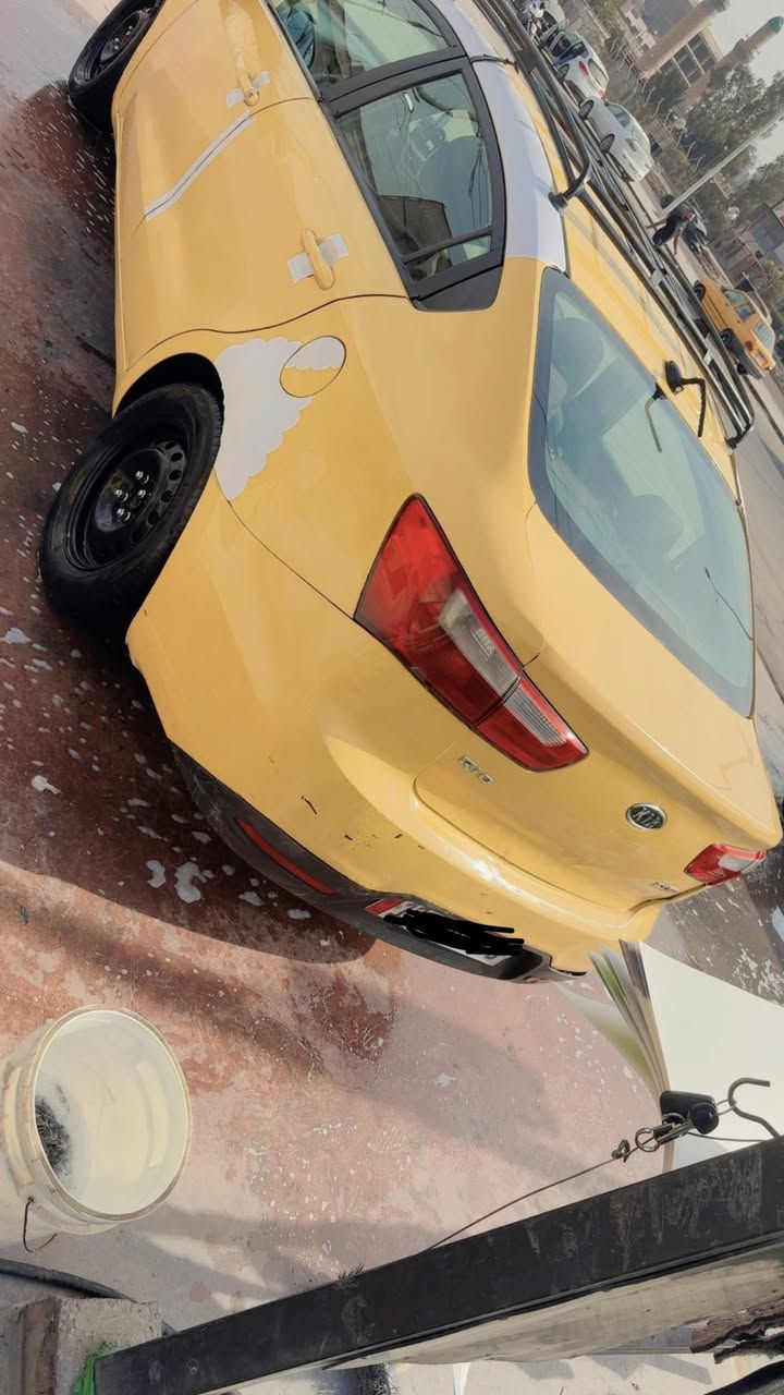 سلام عليكم كيا ريو صالون موديل 2012 للبيع             
سيارة نشطة                     
بسمي تحويل ثاني يوم
مكان السيارة بغداد
للاستفسار ***********
