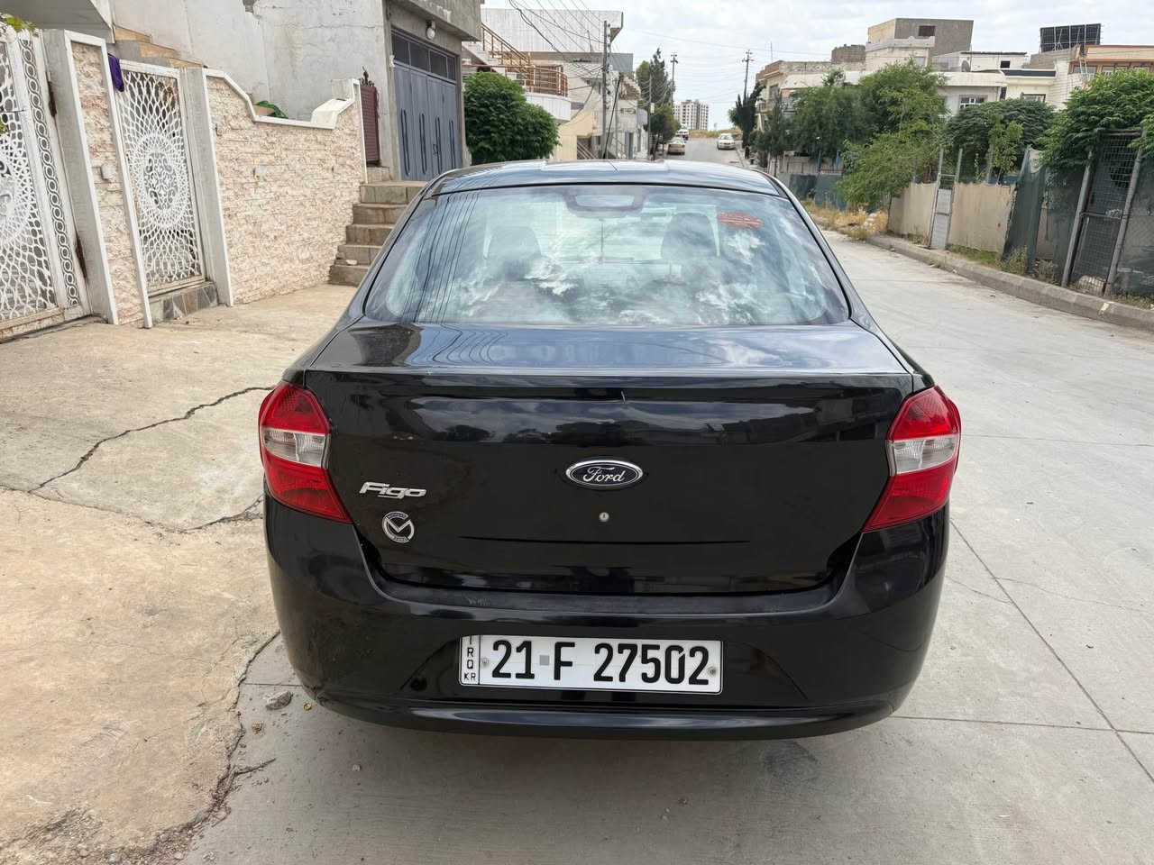 Ford figo 
مۆدیل ٢٠١٦
رەشی قەتران
تەنها یەک پەلە بۆیاخی هەیە 
سەیارەکە زۆرجوان تەنها ١٠٩ هەزار کم
یەکدەست و ماڵی دۆستە 
گێرو مەکینەو کارەبای بەشەرت نەکراوە
سەنەوی ژینگە تا ٢٠٢٨ تازەیە
سعری ٧٣ مجالیکی هەیە
بۆ ت***********   *********** شوێن سلیمانی السليمانية, العراق
