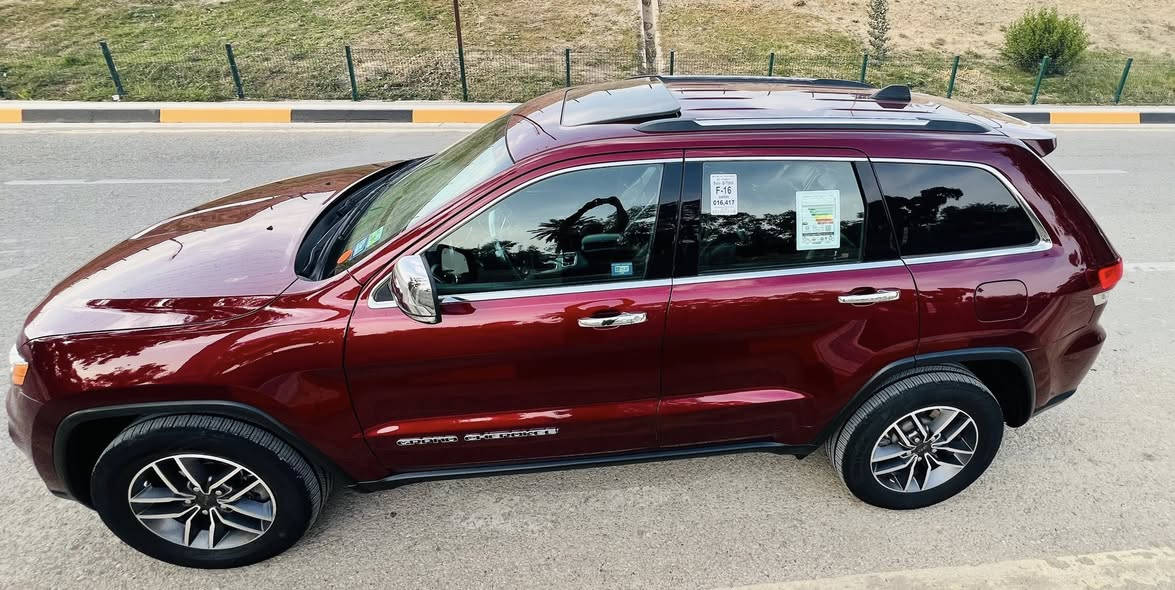 السلام عليكم للبيع  Jeep Limited كراند شيروكي
ي

او مراوس حسب القناعه وشرط بدون ايرباك

▪️ الموديل: 2021

▪️ الممشى: 101 مايل

🔹 حادث أمريكا: بارد باب الصدر والسايق مسحوبات كارت بس مكان الطخه موضوح بصور الحادث وبل عراق صبغ قليل بلچاملغ الامامي اليمنه اثر طخه دراجه

صور الحادث نزلتهن كاملات والسياره احنه رقمناه على ايد وحده

المواصفات:

◾️فتحه سقف

‏◾️4x4

◾️ ماوس تحكم وضعيات القياده

▪️ محرك 3600

▪️ بصمة تشغيل + بصمة أبواب

▪️ تشغيل عن بعد

▪️ مقاعد جلد

▪️ كراسي 2 كهرباء 

▪️ تدفئة للمقاعد الأمامية + الخلفيه

▪️ مقعد السائق ميموري

▪️ باب جنطة كهربائي

▪️ شاشة كبيرة مع كاميرا خلفية

▪️ حساسات خلفية

▪️ إشارات بالمرايا

▪️ تحكم بالستيرن

◾️ محرك كير صدر تخم تاير كله مكفول ونصبه السياره احلا من الصور وماداير بانزين عادي ابد وعلى ايدينه جبناه كاتي ورقمناه

✨ السياره جاهزة بدون أي نواقص 

اخوان السوگ كلشي بي بس تبقه ضرر  السياره والنضافه تحكم وادعولنه بلرزق تحياتي 

📍 العنوان: بغداد _ حي الجهاد

💰 السعر:27,500 وبيه ومجال بسيط

📞 الهاتف :- 0772404474

الشراي يتصل لئن ذاكر كل التفاصيل


**إذا كنت صاحب هذا الإعلان وتريد حذفه لأي سبب، رجاءا أرسل رسالة إلى الدعم الفني**