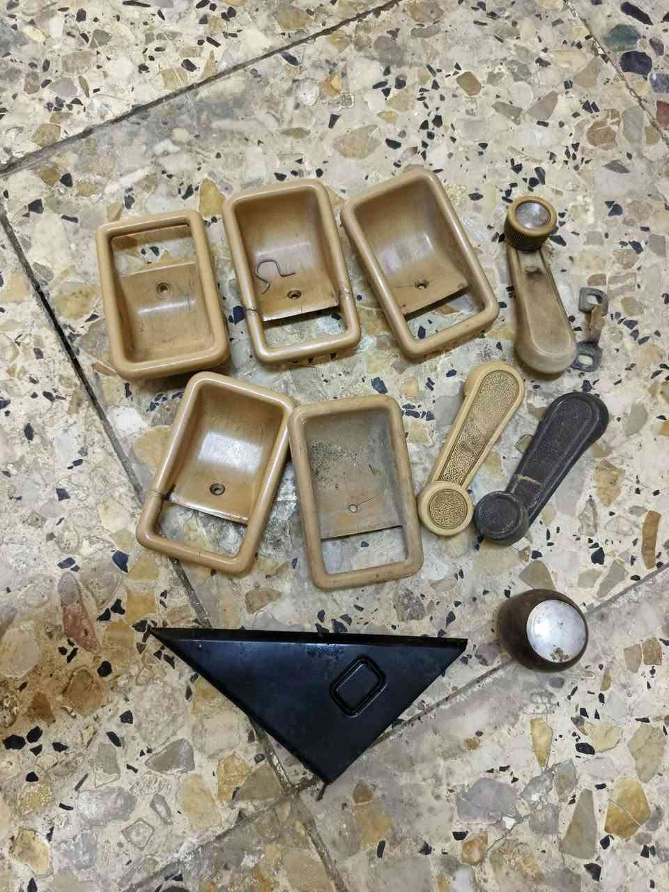 ادوات كرونا جديد اصلي شركة وتفصيخ اي شي تحتاج اتصل ***********
