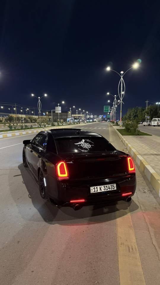 تم تنزيل السعر بسبب الوعود الكاذبة والسعر جدا مناسب 
ارخص اوباما هيمي بالعراق بالنسبة لغراضها وتزويدها واتحدى العراق كله بهيج سعر

#بسعر_مناسب_جداً ‼️
كرايسلـر ( هـيمي / Hemi )🌀✈️
الموديل: [ 2020 ]
المحرك: [ V8 / 5.7 ] 🔥
الگير: [ أوتوماتيك ]
الممشى: [ 88 الف ميل ]
اللون : [ أاسود - مميز ]
تبديل جاملغ وبنيد اصليات وجاملغ وبنيد مقسمات وبيها صبغ بسيط بهلال الجاملغ الخلفي شبر
لـــــمـــواصــفـــــات ]

- بانوراما 
- بصمة تشغيل + تشغيل عن بعد 
- شاشة كبيرة 
- كار بلي + كاميرا 
- سستم سماعات 
- مقاعد جلد 
- مقاعد كهربائية 
- مقاعد تدفئة 
- والسيارة بعد بيها هواية مواصفات 

[ الاضـــــــافــــــاات ]
 
- منظومة جكات S3 بعدها بالضمان 
- فجوج بريك 6 بستم مالـ هيلكات + الاسطاب اكسل
- اكزوزت كامـل SRT ( 400$ )
- دركـة كاربون ڤايبـر 
- شوتـة رياضية ( 300$ )
- زعانف كاربون ڤابيـر 
- سستم داخل كاربون ڤابيـر 
- دفيووزر LED كاربون ڤايبـر 
- لحية امامية كاربون ڤابيـر 
 
الموقع: [ النـاصرية ]
السعر.         235 وبيها مجال للشراي
للتواصل واتس اب او اتصال : [ *********** ]
