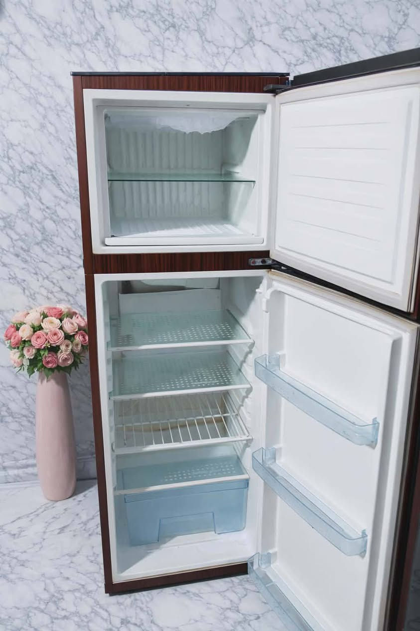 ثلاجه رويال حجم 14شغاله ع فحص سعر 170 بيه مجال


**إذا كنت صاحب هذا الإعلان وتريد حذفه لأي سبب، رجاءا أرسل رسالة إلى الدعم الفني**