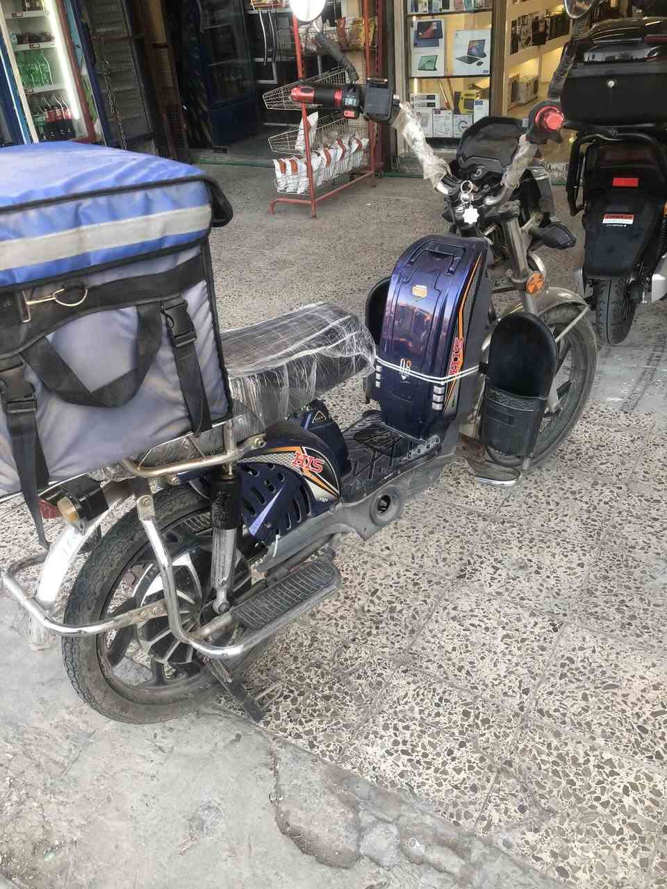 🚨🔥 فرصة للبيع – هارلي شحن 5 بطاريات 🔥🚨
🔹 النوع: هارلي شحن
🔹 عدد البطاريات: 5 بطاريات (مدى أطول وقوة أعلى)
🔹 السرعة: تصل إلى 60 كم/ساعة
🔹 بيها صندوق دليفري كبير وجاهزة للشغل فوراً
🔹 اقتصادية وتوفر صرف البنزين
🔹 بحالة جيدة وما تحتاج صرف
💰 السعر 300 ألف دينار فقط (قابل للنقاش للجادين)
📍 الموقع: بغداد – الصليخ بالقرب من ماركت المدينة المنورة
📞 للتواصل: ***********
