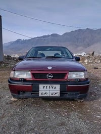 أوبل فيكترا • موديل ١٩٨٩ • قير عادي ٢.٠