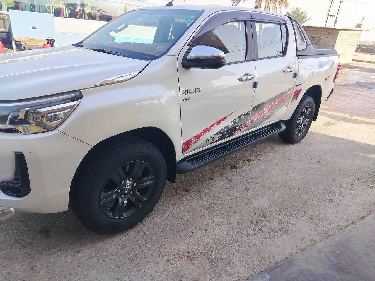 السلام عليكم
السياره للبيع موديل 2022 بغداد الدولي بإسمي. TRD sas فول مواصفات ومعروفه المواصفات كفاله عامه شرط السونار السعر 345$
مكاني بغداد للاستفسار الاتصال  ***********
