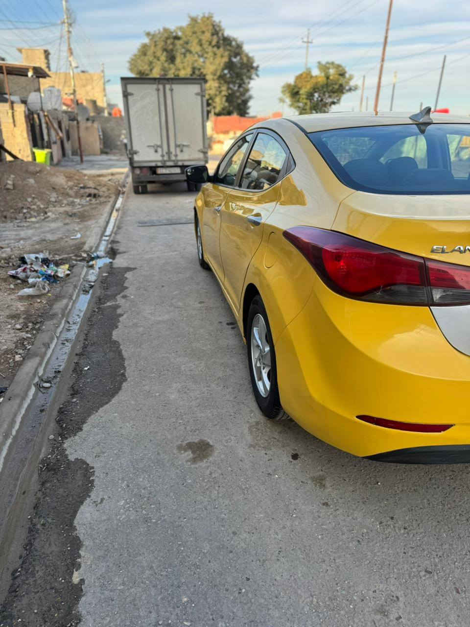 سلام عليكم النتراء موديل 2015 وأرد أمريكي حادثهه دعامية أمامي وخشم البنيد فقط السيارة مكفولة بدون ايرباك بدون تبديل كلهه ليبل واحد لغد شواصي مكفولة مكينة شرط مامفتوحة حجر بلادي السيارة جازهه كبل للشارع ألف ماتصرف عليهه مكاني بغداد حي النصر السعر 115 وبيهه مجال حك الجية الإتصال على الرقم ***********
