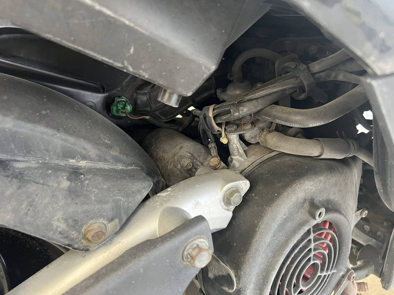 السلام عليكم ثعلب نوزل رمبه جديده  بمعنئ الكلمه مكينه كلش قويه كلجات ناعنه مناقصه بس سايق 
مكاني غزالية 
***********
750 الف
