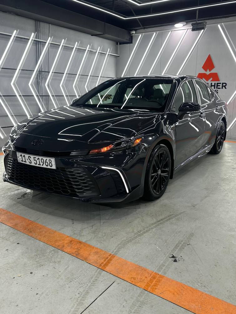 للبيع كامري موديل 25 se بلاك ادشن حادثها جانبي 3 قطع وربع مرقم بغداد جاهزه من كل شي سياره ماشيه 9000 لون سمنتي  كلش جديده *********** باقي التفاصيل واتساب او اتصال سامراء, صلاح الدين
