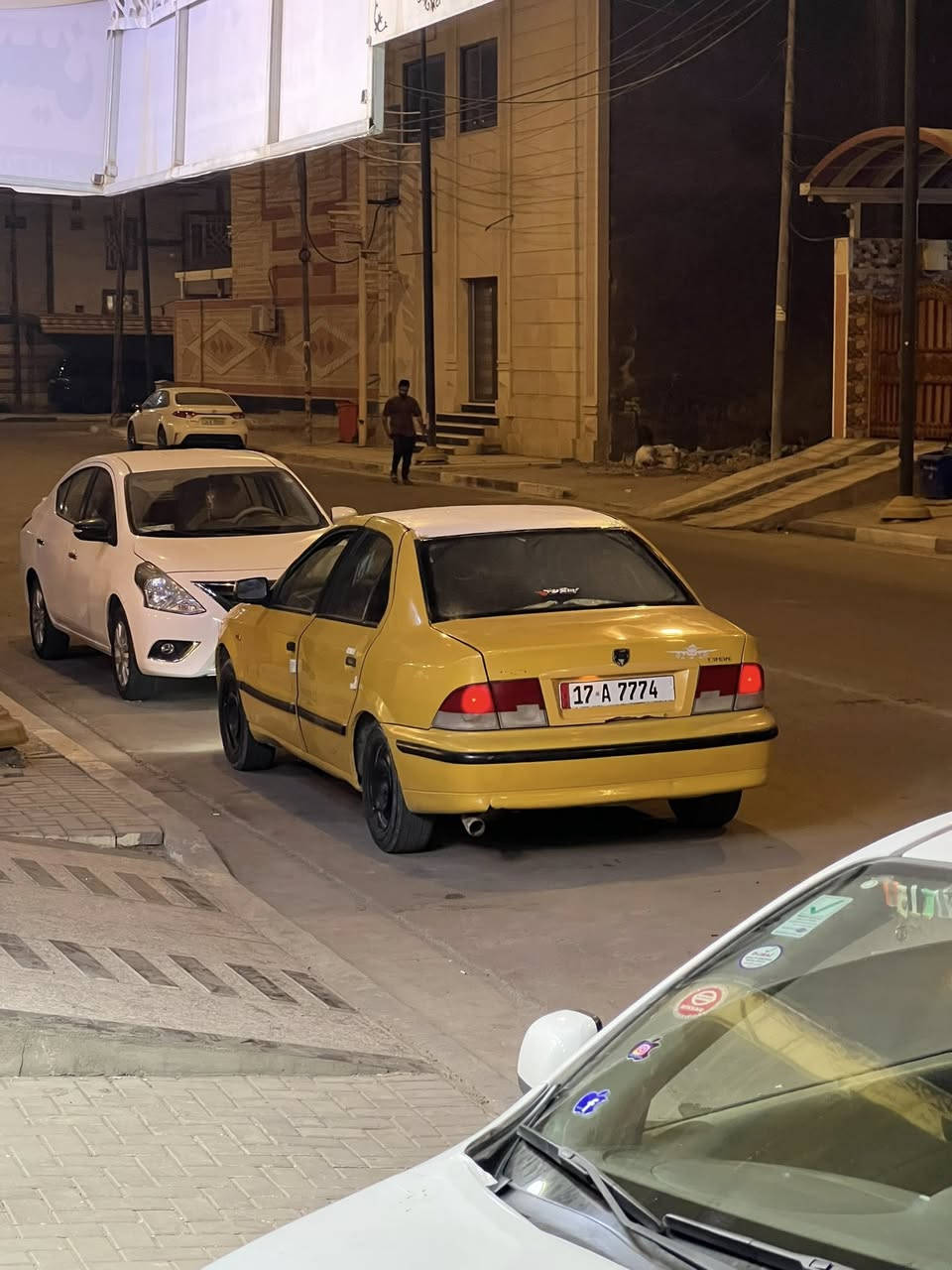 سلام عليكم سمند ناطقه مديل 2010سياره حلوه نضيفه كير جديد تبريد شغال تايرات جدد حداده خلفيه جديده بيها نواقص بسيطه رقمه مثنى انكليزي مميز  راعيه بل رميثه  تجي وشوف بعينك وتقتنع الهاتف *********** متواجد وتساب وشريحه فقط  السعر 28وبيها مجال مكاني بصره شط العرب
