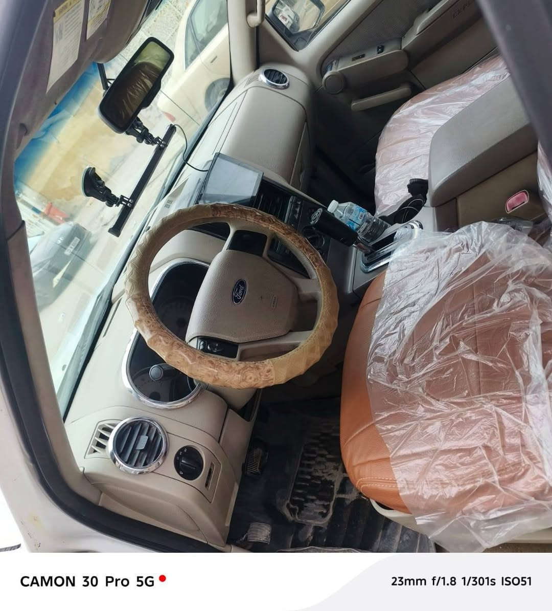 السلام عليكم فورد اكسبلورر مزاد وزاره الداخليه موديل 2007 بيها تبديل جاملغ واحد السعر٦٥ مكان بغداد الكمالية *********** اوراقها كلها كامله
