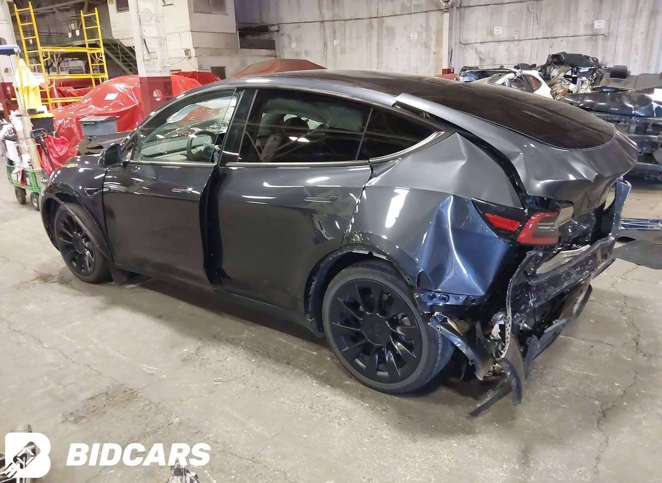 تسلا دبل ماطور لونج رينج موديل y 2024 حاليا بالامارات 
سعرها على وضعها 120 
وممكن شحنها إلى اربيل كمرك مجاني ورقم مجاني 

***********
