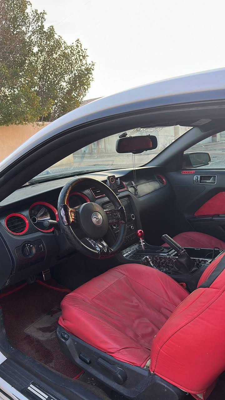 موستنك v6 2013 عليه برمجه دوس كير مكينه نضيفات حداده الاماميه نص عمر حادثه ٣قطع جاملغات الاماميه وبنيد فقط سعر 110 مكاني البصره ***********
