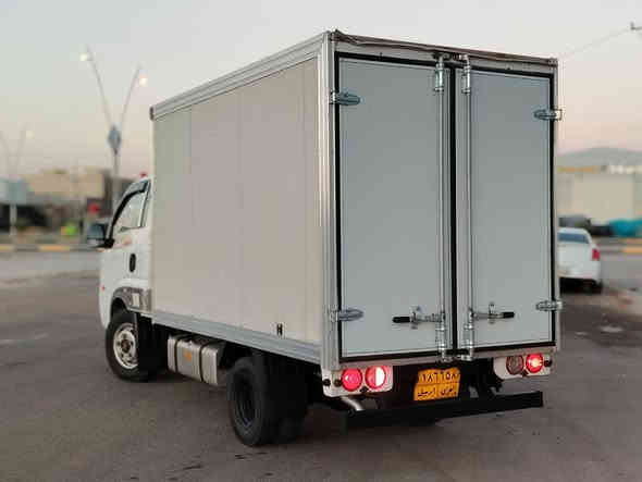 سلام عليكم بنكو فحل مسكار موديل 2017السياره مكفوله كفاله عامه مكينه وكير وتبريد وتخم تاير جديد حداديه السياره ماشيه 83الف السياره كلش جديده وجاهزه من كلشي بس السنويه منتهيه والسياره بسمي انه وياك نروح اربيل تحوله وتجدد سنويه السعر 150وبيه مجال مكاني البصره القبله وهاذه رقمي ***********
