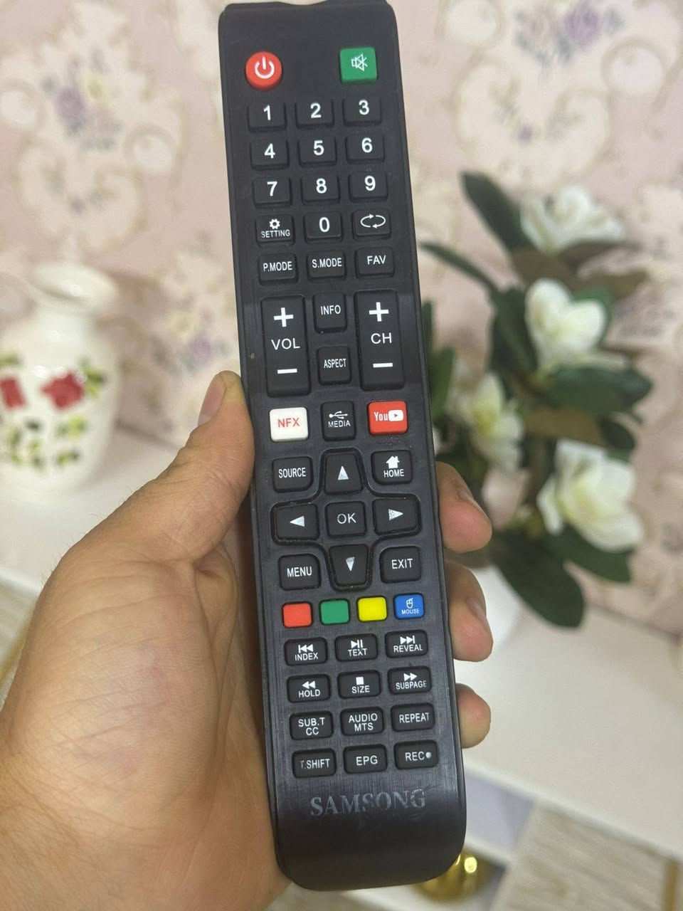 السلام عليكم 
بلازمة حجم 70 
نوعية سامسونك كوري 
فول دقة وفول نت 
مستخدمة 6 اشهر 
ريمونتهة وياهة ومكفولة من التصليح والعطل ع الفحص والقناعة 
سعرهة 500 وبيهة مجال 
مكاني الكمالية


**إذا كنت صاحب هذا الإعلان وتريد حذفه لأي سبب، رجاءا أرسل رسالة إلى الدعم الفني**