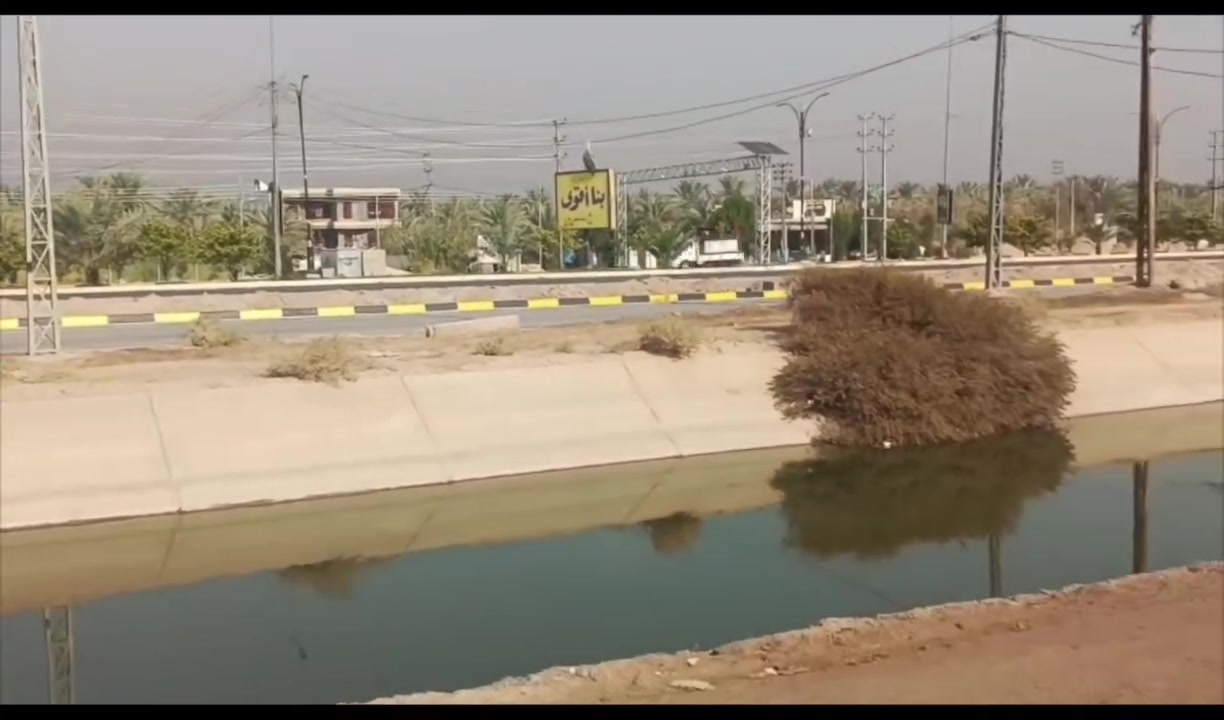 سلام عليكم نص دونم 1/250 متر طابو سند 25 مباشر معه صاحب السند مكان كربلاء شارع بغداد كربلاء شارع يا حسين  مخدوم من كلشي ويصلح مبيت لل زوار لأن كلش قريب من شارع وخدمات كافه سعر. 140 مليون  يبعد عن الامام الحسين 12 كيلو
***********
سلام عليكم نص دونم 1/250 متر طابو سند 25 مباشر معه صاحب السند مكان كربلاء شارع بغداد كربلاء شارع يا حسين  مخدوم من كلشي ويصلح مبيت لل زوار لأن كلش قريب من شارع وخدمات كافه سعر. 140 مليون  يبعد عن الامام الحسين 12 كيلو
