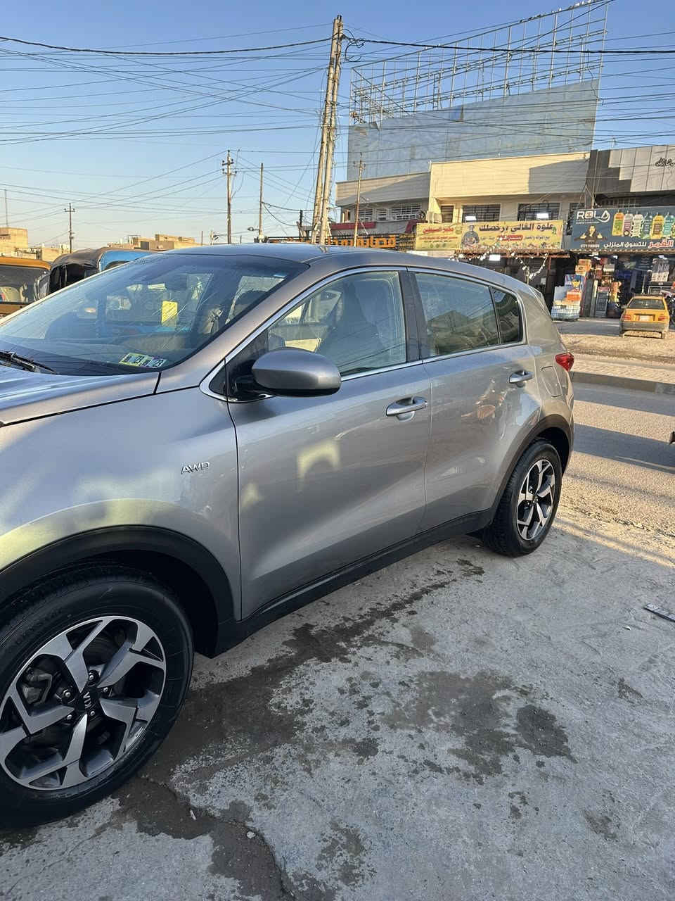 سبورتج للبيع
السلام عليكم سبورتج موديل 2021 ماشيه 50 مايل السعر 180 بيها مجال ***********
