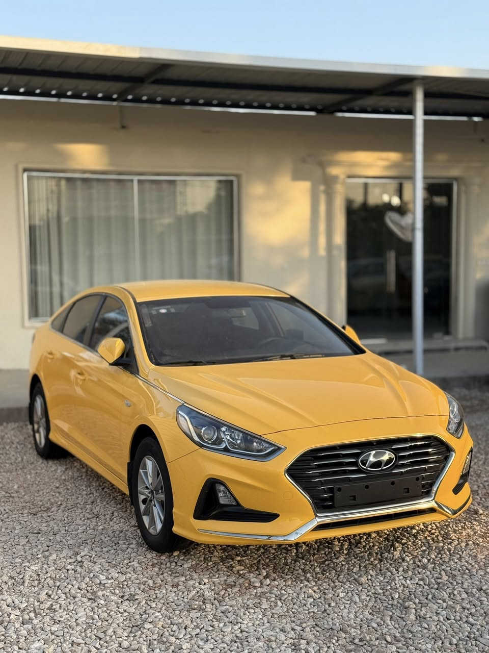 السلام عليكم
سوناتا وارد كوري 2023 غاز خط واحد
رقم بغداد بأسم المشتري
السعر 17500$
 مكان السياره الديوانية
للاستفسار ***********
