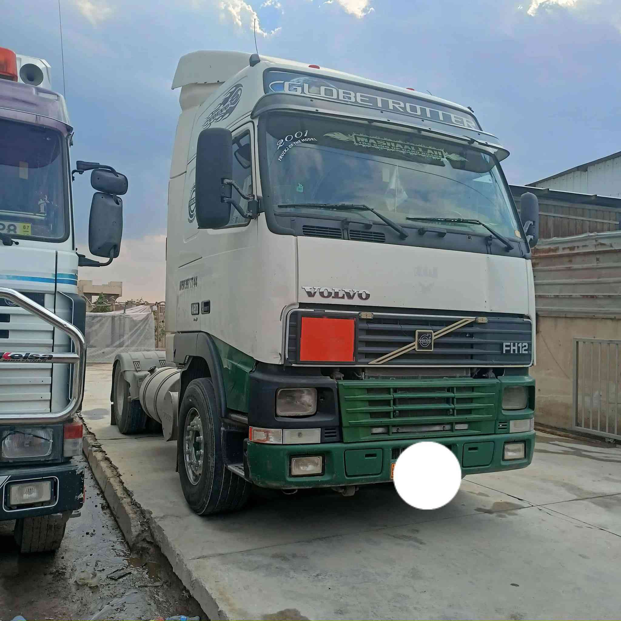 السلام عليكم سياره فولفو للبيع للاستفسار الاتصال على الرقم ***********، ***********
