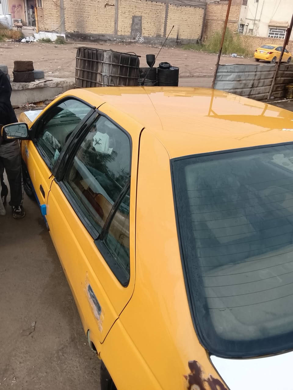 سلام عليكم بيجو اكد 2016 كلج جديد صدر أمام تخم تايرات باتري جديد بيه شويه نقوصات رايده 32وبيه مجال قليل ***********رقمي
