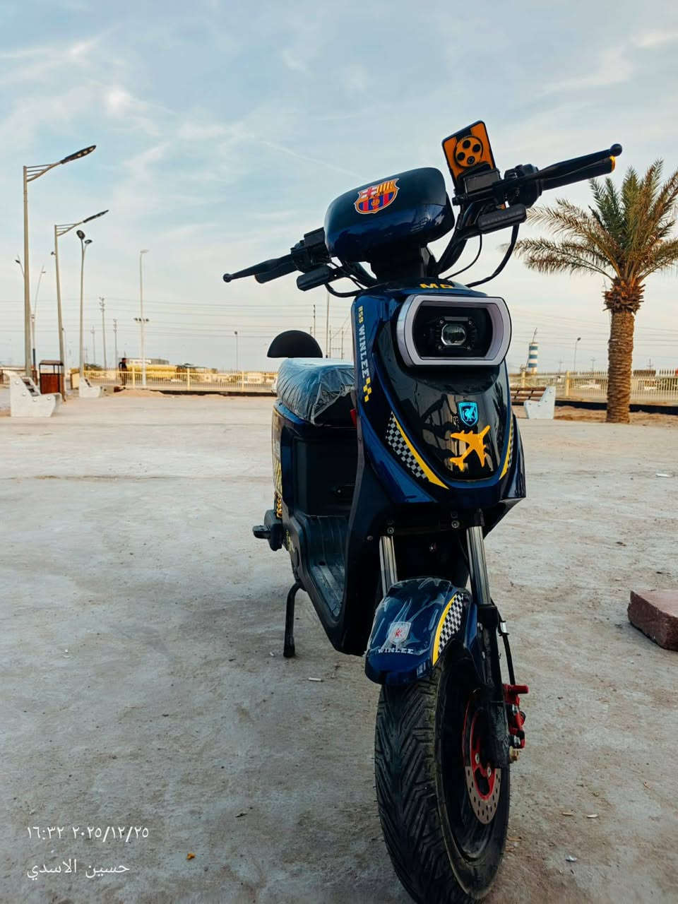 السلام عليكم دراجة شحن RS9سبورت فول صارلها عندي شهرين بطاريات جدد باكيت بطاريات من شركة وينلي ملف 1500، دراجه ماناقصه شي مرتبها على ايدي وكدامك صور ونضافتها 

(ملاحظة بيها دحجه بسيطه ماتبين) 

لتواصل ***********

السعر 525وبيها مجال لشراي 

(رجائاً لمو شراي لا يتصل)
