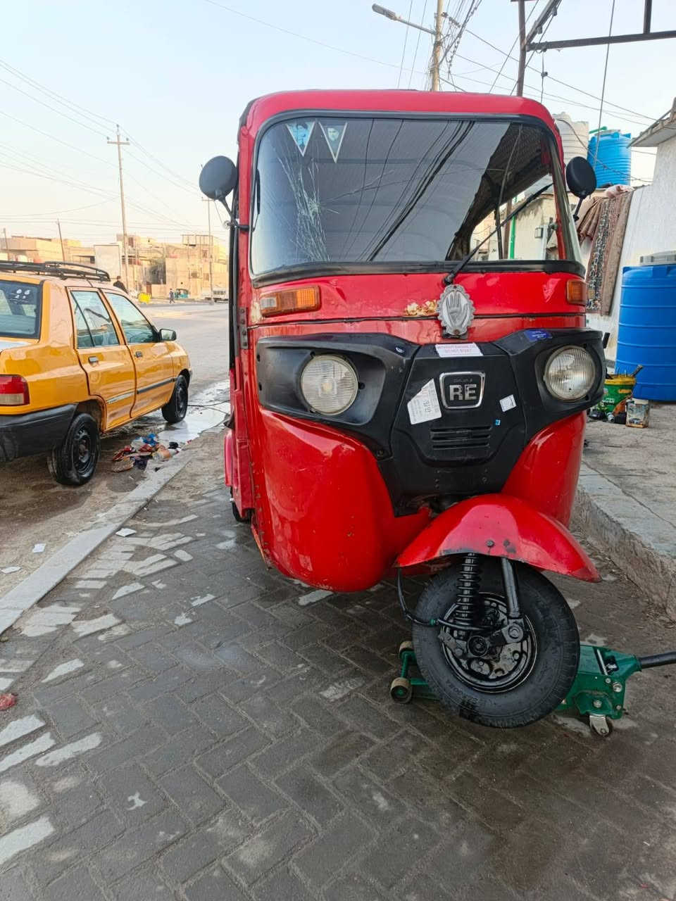 سلام عليكم تكتك 2018داخله 2019رقم وسنويه راعيه موجود تحويل ثاني يوم بصره حي الحرار قرب المحكمه العسكري ***********
