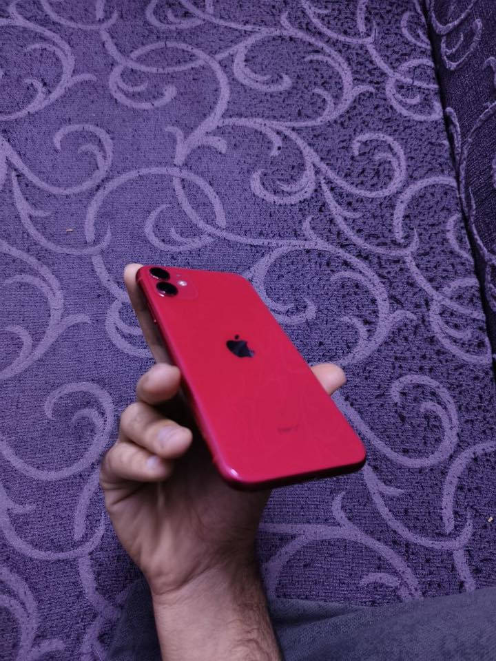 ايفون11عادي ذاكره256بطاريه71 الجهاز ما مفتوح ابد تجي تفحص حاسبه نموذجM امريكي السعر خاص***********
