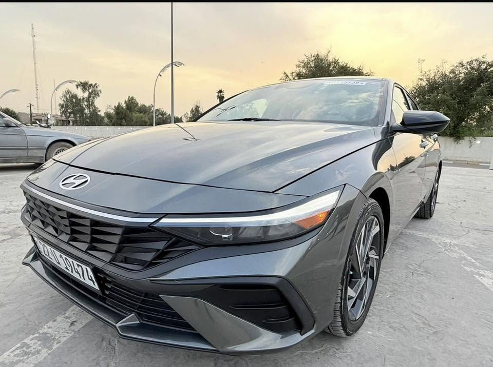 السعر 🚗🚗
162
السلام عليكم 
النترا وارد أمريكي 2025 
سياره جديده بعدها على وضع الشركه 
حادث جاملغ الأمامي فقط 
بدون أي دواخل 
ايرباك ستيرن فقط راجع بلادي 
ماشيه 4000 
مواصفات 
-رادارات جوانب امامي خلفي 
-تحديد مسار 
-شاشه إلكتروني 
-بصمه تشغيل بصمه بوب 
-تشغيل عن بعد 
-شحن تلفون 
-شاشه كبيره 
-ويل كب 
-بعض المواصفات المعروفه 
-تريد تحويل أو وكاله بأسمنه السياره 
-سياره جديده بعدها على وضع الشركه 
-
-
-
المكان بغداد الشالجيه 
رقم الهاتف 
***********

