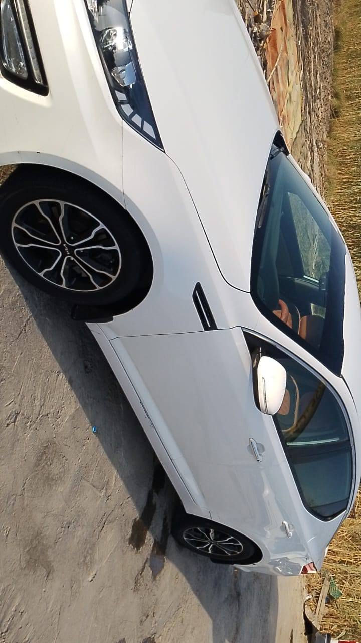 اوبتيما 2012 خليجي 
كفاله السياره 
محرك 2000 كفاله 
نص فول بدون بنرامه 
اني مكلف بالنشر 
رقم صاحب السياره 
هذا *********** 
العنوان الديوانية 
السعر 125 وبيها مجال
