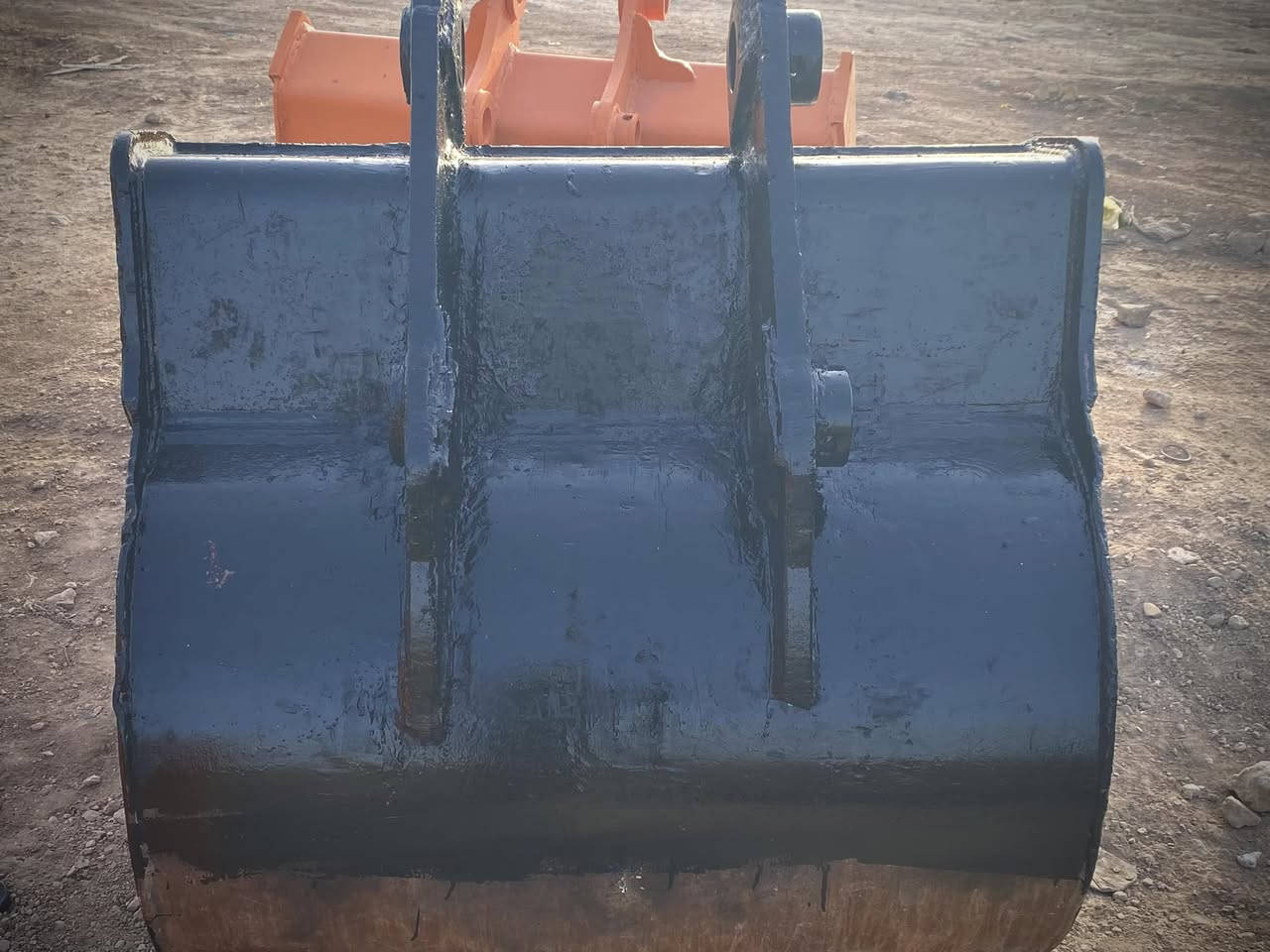 كيله متر وعشره حجري للبيع مناسبة حيل
ونظيفة 
بوش جدد
***********
