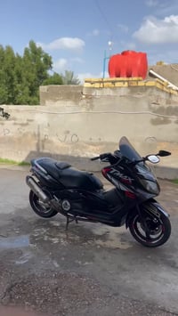 دراجه T MAX  مديل 2007 دراجه مكفوله من كلشي  مي راديتر دهن اصلي  كفرات...
