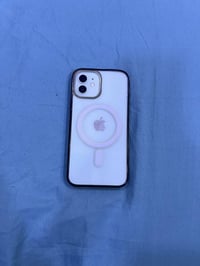 آيفون ١٢ • ١٢٨ • جديد