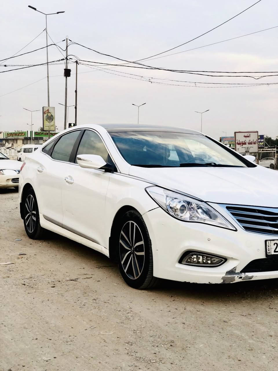 السلام عليكم كراندور ازيرا خليجي 2011 لمتتد للبيع
السيارة فول مواصفات 1/1 مكفولة من الحادث والصبغ بيها قطعه فقط مبدلة نفس اللون 

محرك 3000 المرغوب مكفول وكير مكفول 

السيارة جاهزة صدر وتخم تاير وباتري جديد 

رقم سليمانيه بأسمنه تحويل ثاني يوم سيارة استخدام شخصي مال بيت 

سعرها 118 وبيها مجال 

***********

***********
