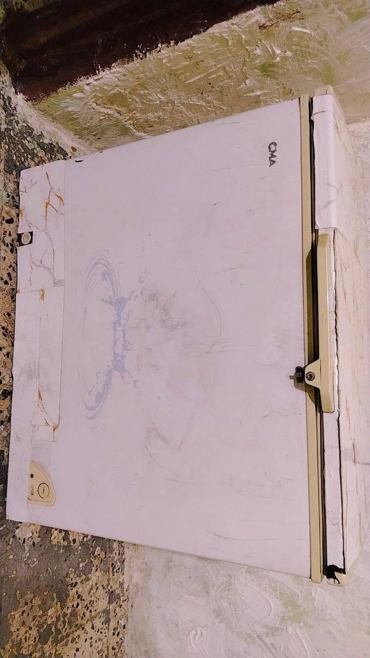 مجمدة سعر ٢٢٥ 
مكان الشعلة تجميدها كلش قوي وابد ما مصلحة


**إذا كنت صاحب هذا الإعلان وتريد حذفه لأي سبب، رجاءا أرسل رسالة إلى الدعم الفني**