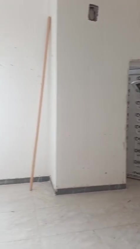 شقه بناء حديث وجاهز للسكن لايجار لايجار لايجار مناوي لجم ٤٥٠ الف قفل للتواصل مع لرقم *********** #حجي محمد
