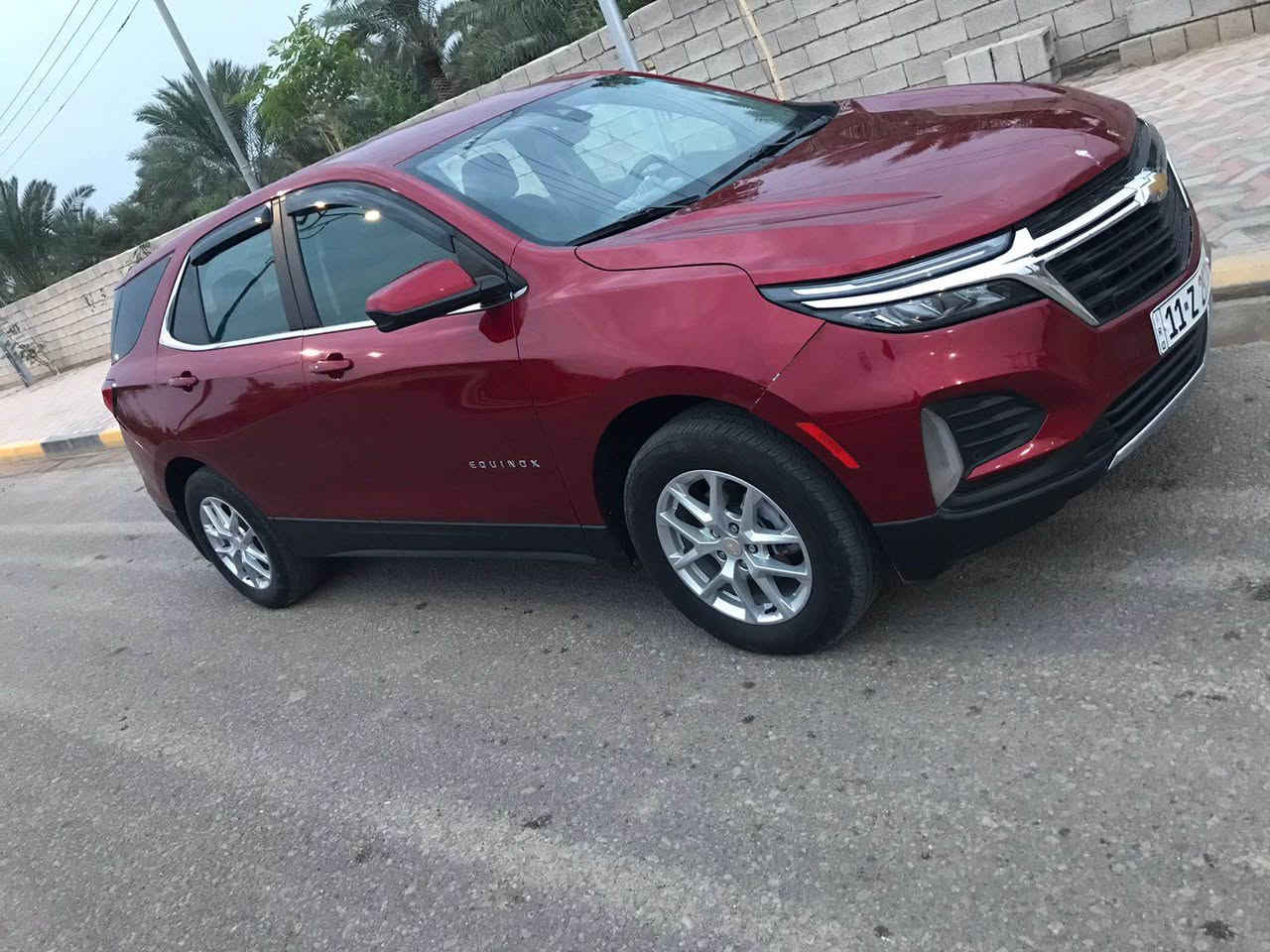 شيفروليه اكوينكس  موديل 2023 فئة Lt 
فور ويل 
المشي 44 الف ميل 
كلين تايتل 
ايرباكات سليمة 
حساسات 
رادارات 
كشن كهربائي 
تدفئه بالكشنات
تشغيل عن بعد 
جنطة كهربائية 
تبريد قطعتين 
تنبيه تصادم 
وبقيه مواصفات الأمريكية المعروفة 
مكانها ميسان
رقمها بغداد بأسمي 
هاتف ***********
السعر 180 عمارة, ميسان
