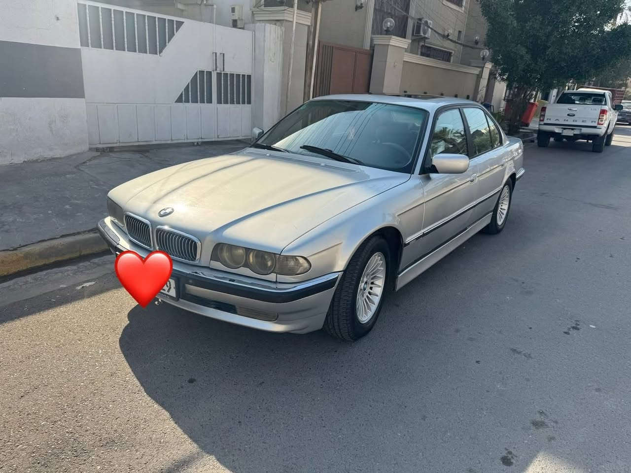 كاسح موديل 2000

حجم 44 داينمو مي 

مكفولة من الحادث 

فول مواصفات 

دبل جام 

مري شفط 

فتحة سقف

شاشة وكامرة

باتري جديد 

تبريد جديد منضومة كاملة 

كير ومكينة مكفولة 

كهربائيات بدون نقص

مكان السياره بغداد

السعر 11.000$  يعني 110 ورقه  ولا تقارونها بالمعمرات

والي ما يعجبه السعر خلي يتعبر المنشور 

الاتصال ***********

***********
