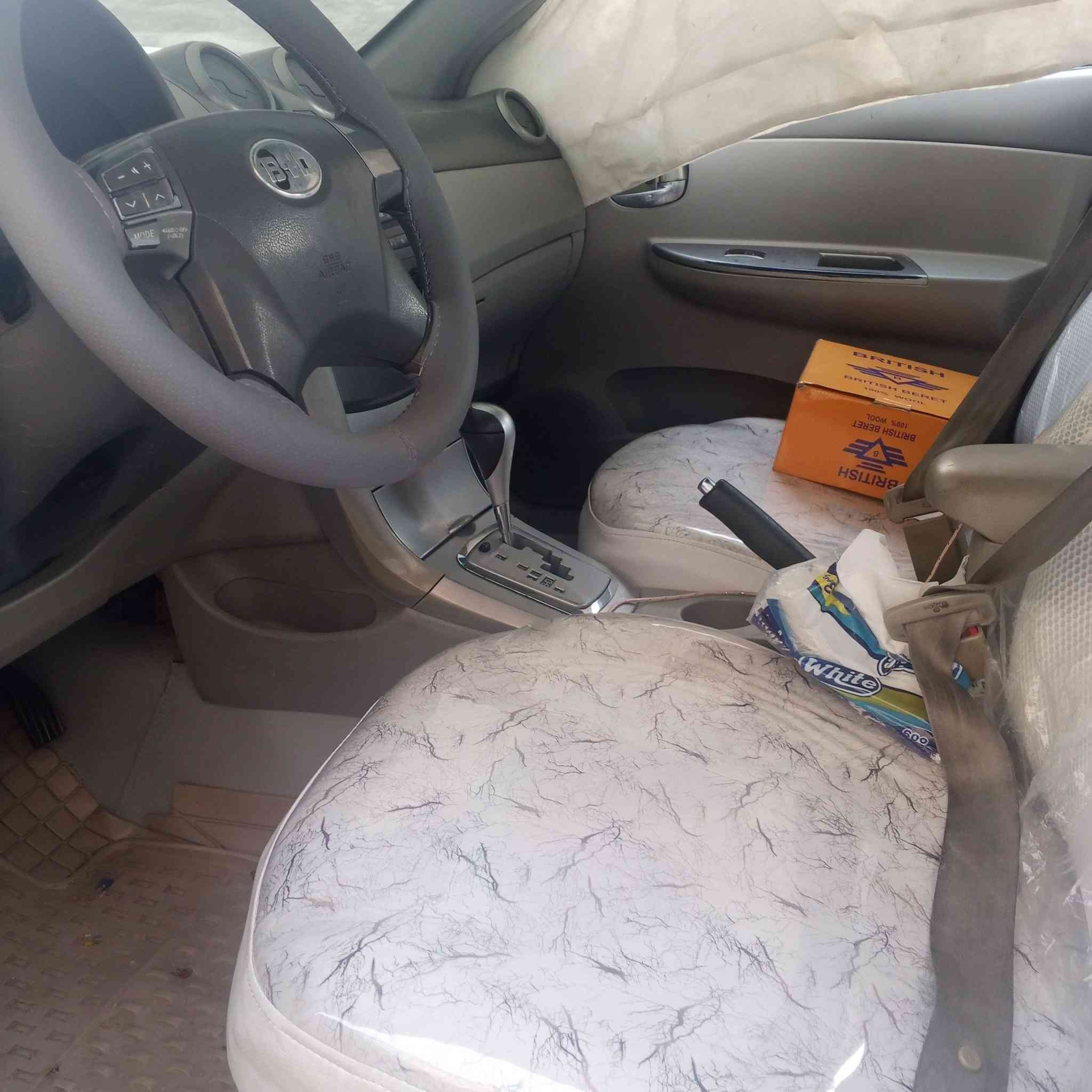 السلام عليكم من رخصت الكروب
بي وايدي G3 2015 كير ومكينه كورله 1800
السياره شغاله خير من لله تبريد شغال 
تخم تاير 
كهربائيات شغاله
لايت لد 
مبدل جاملغ صفحت اليمنه بيهه 
وهاي الصور كدامكم تفحص وتقتنع يله تاخذ 
موجود عل فيس راسلني وبل خدمه


**إذا كنت صاحب هذا الإعلان وتريد حذفه لأي سبب، رجاءا أرسل رسالة إلى الدعم الفني**