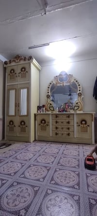 غرفة عراقي • نظيفة • مجال للشراي